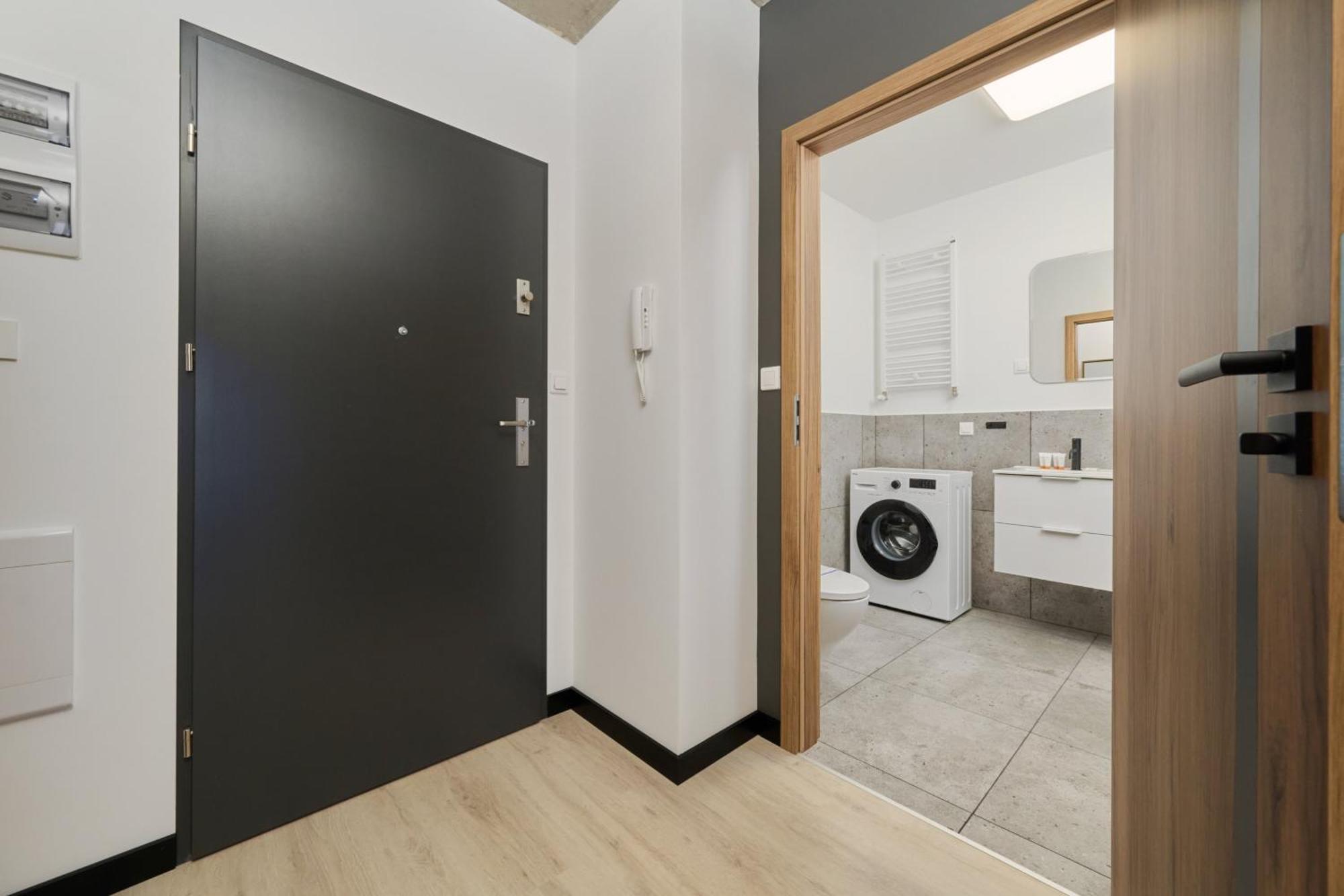 Fresh & Stylish Apartments In Poznan With Parking & Balcony By Noclegi Renters Zewnętrze zdjęcie